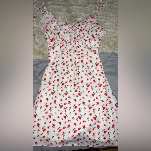 Princess Polly Dress - Picture 2 of 4